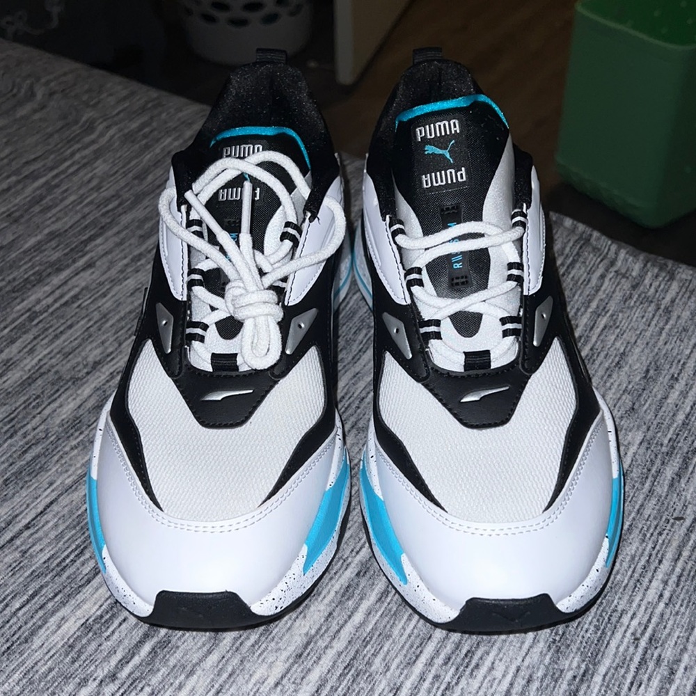 Puma sneakers